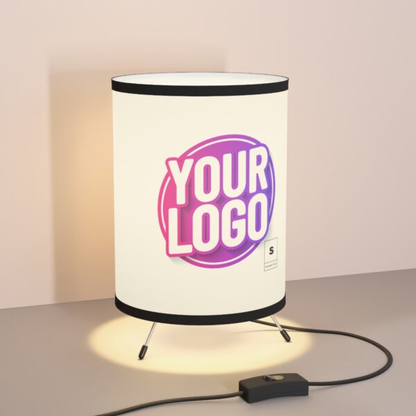 Tripod Lamp with High-Res Printed Shade, USCA plug - Image 5